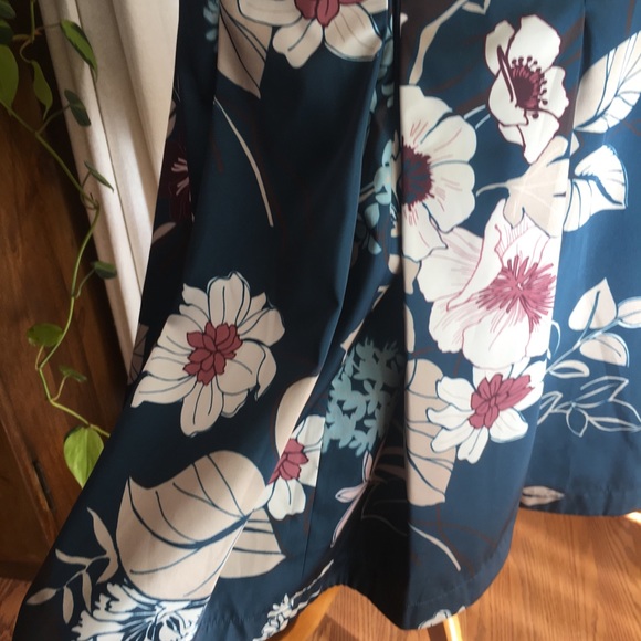 Strenesse Floral Skirt Pockets Size 4 New! - Picture 5 of 8